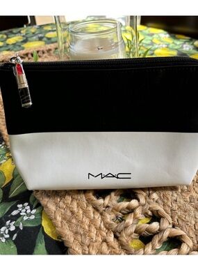 MAC Cosmetics Make Up Bag Zippered Case Faux Leather Black White Lipstick Zipper